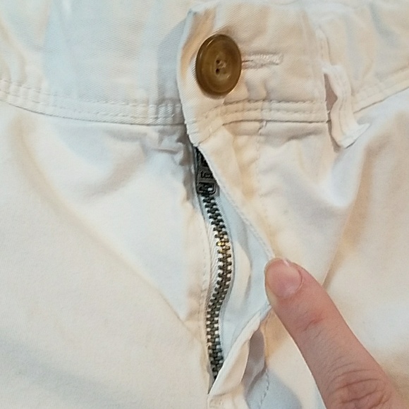 🦄 White Old Navy shorts - Picture 4 of 8